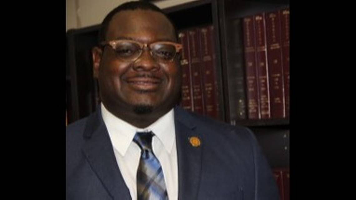 Florida lawyer “misappropriated” shopper settlement money